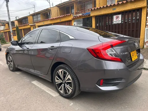 Honda Civic 1.5 Exl