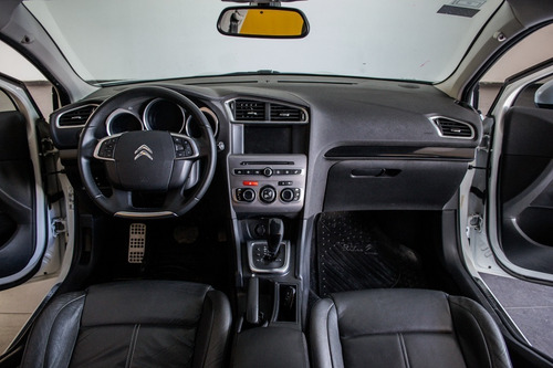 Imagen 8 de 16 de Citroen C4 Lounge Shine At6 Thp 165 2016 Aa451