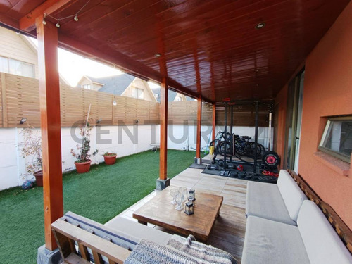 Se Vende Casa 3 Pisos, El Hualle Sur, La Florida