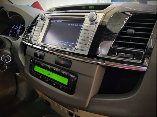 Imagem 14 de 14 de Toyota Hilux Sw4 Srv 3.0 Diesel 7 Lugares 2012