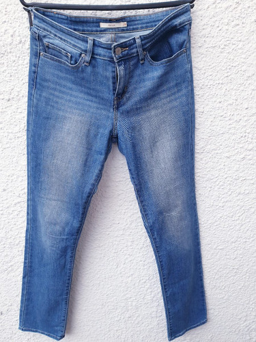 Pantalon Levis Azul 712 Slim Talle 29 Dama.