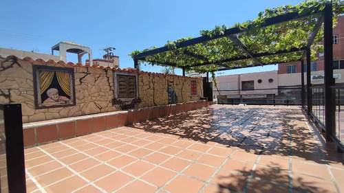 Fondo De Comercio Restaurante, Porlamar