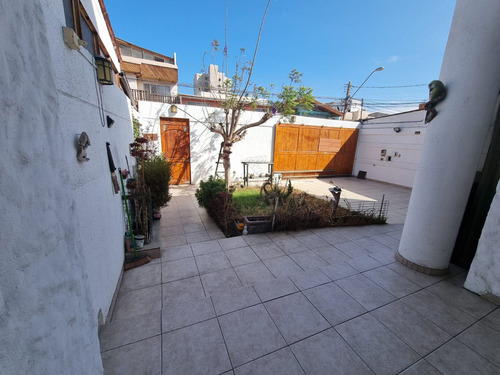 Se Vende Espectacular Casa  En Sector Playa Blanca De 4 D, 2