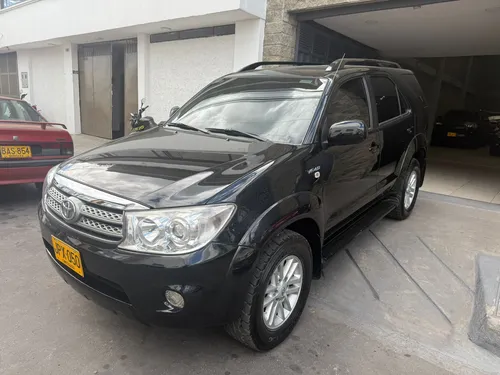 Toyota Fortuner 4.0 Sr5