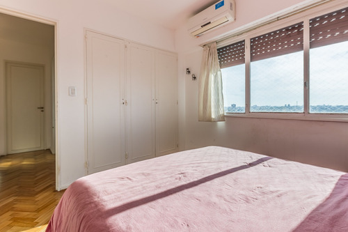 Venta. Departamento 3 Ambientes. Frente. Apto Crédito. Luminoso. Velez Sarsfield
