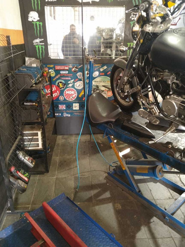 Imagem 8 de 10 de Vendo Oficina De Moto Completinha