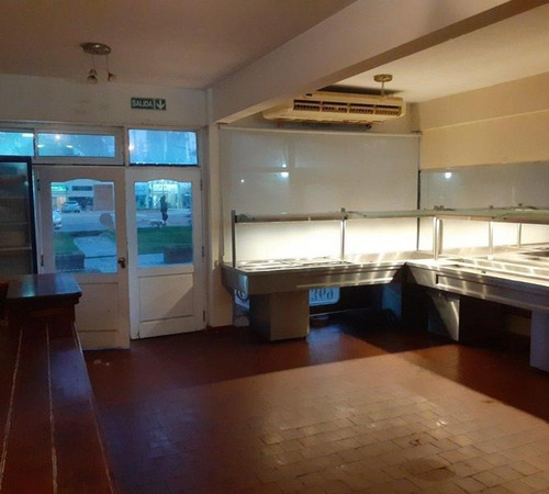 Imagen 3 de 20 de Local Comercial De 220m2 En Pleno Centro De Pinamar
