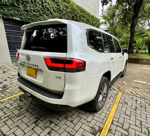 Land Cruiser 300 Vx Gasolina Blindaje 2 Plus