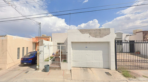 Sk09 Remate Bancario Casa En Jdn. De Las Margaritas 4810, Jardines Universidad Ii Etapa, Juventud Nte, Chihuahua