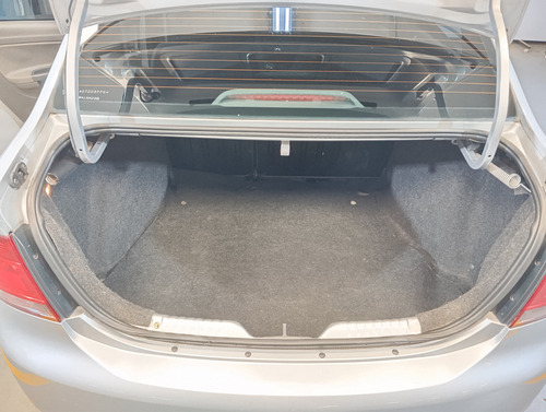 Volkswagen Voyage 1.6 Highline 101cv