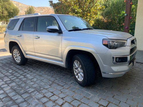 Toyota 4runner Limited 4x4