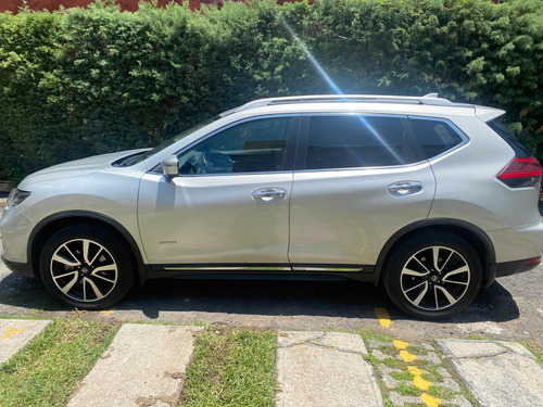 Nissan X-Trail 2.0 Exclusiv 2 Row Hybrid