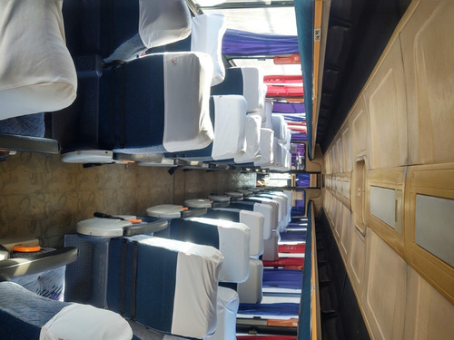 Imagem 1 de 12 de Ônibus Scania Busscar
