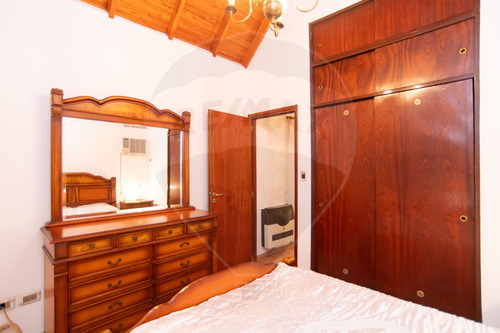 Casa En Venta La Plata