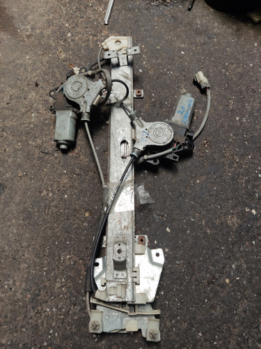 Elevador De Vidrio De Ford Tracer (Usado)