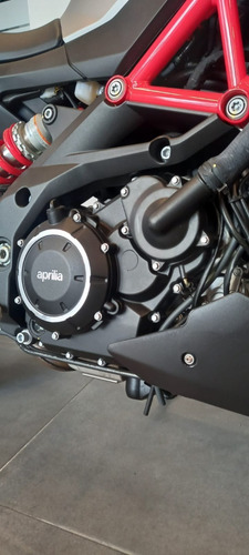 Imagen 2 de 10 de Aprilia Shiver 900