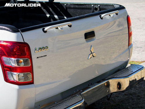 Imagen 21 de 25 de Mitsubishi L200 2.4 4x4 Descuenta Iva | Permuta / Financia