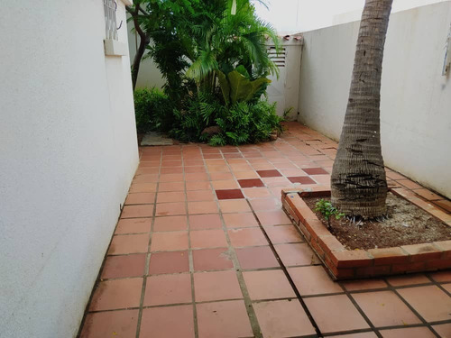 Imagen 25 de 30 de Ecv-879 Zona Norte Venta Casa Villa Puerta Del Este Fuerzas Armadas
