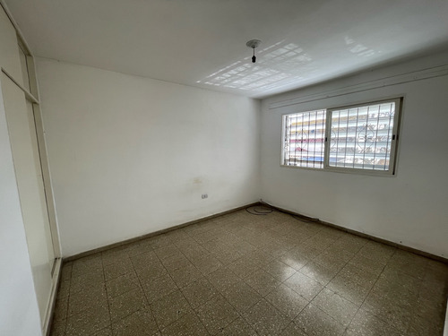 Casa En Venta Alto Alberdi - 3 Dormitorios - Cochera - Escritura Y Planos!