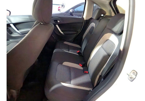 Imagen 14 de 23 de Citroen C3 1.5i 90 Origine Pack Ze 2013