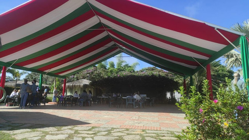 Alquiler Toldo Y Carpa Toldo Para Feria 4x4, 5x5, 5x10, 8x12