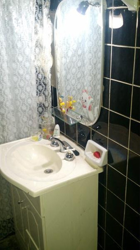 Imagen 10 de 16 de Casa 3amb En Lote Propio Con Fondo Libre En Lanus Oeste