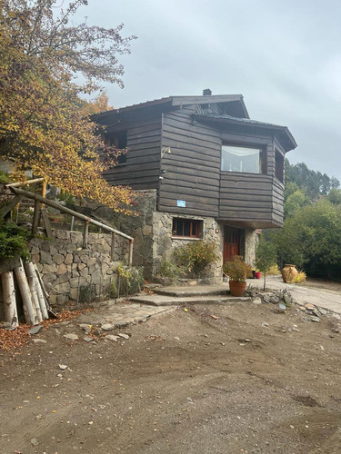 Casa Con Terreno De 8 Hectareas En Venta En San Martin De Los Andes