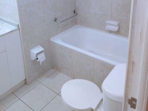 Departamento De 2 Dormitorios En El Centro (79563)