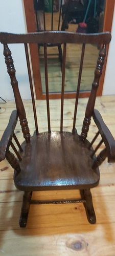 Silla Mesedora De Niño De Madera