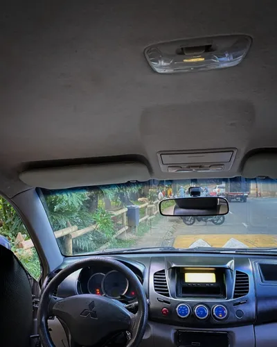 Mitsubishi L200 Sportero 2.5 Superlujo