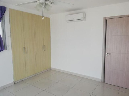Imagen 10 de 14 de Venta De Apartamento De 120m2 En Ph Moon Tower 22-3776
