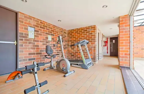 Se Vende Apartaestudio Amoblado En Conquistadores Con Una Excelente