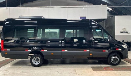 Sprinter 517 Furgão Vitrê Big 15,5m³ Hi-tech 2025