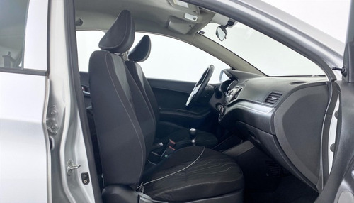 Imagem 11 de 15 de 128698 - Kia Picanto 2016 Com Garantia