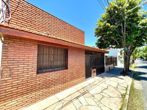 Imagen 3 de 30 de Casa - S.fer.-vias/centro