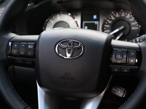 Toyota Hilux Pick-up 2.8 Cd Srx 204cv 4x4 At