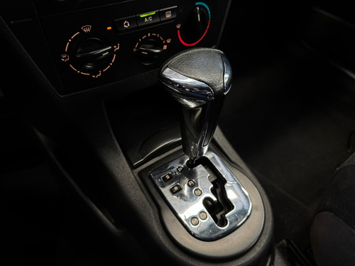 Citroën C4 2.0 GLX 16V FLEX 4P AUTOMÁTICO
