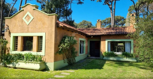 Imagen 1 de 21 de Casa De 3 Dormitorios En La Barra - La Barra Montoya