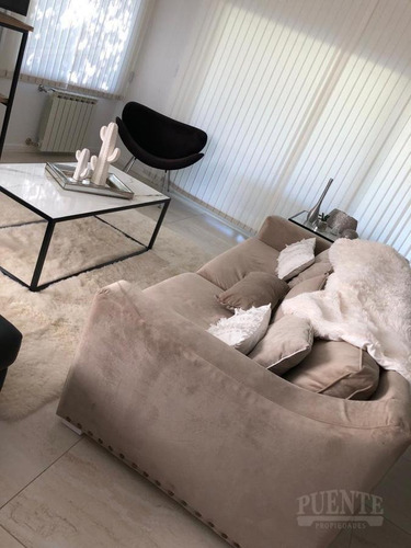 Imagen 6 de 22 de Casa - Saint Thomas Oeste - Venta - Alquiler