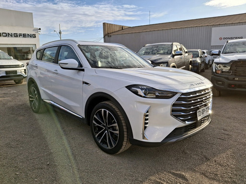 Jetour X70 Plus 1.5 At
