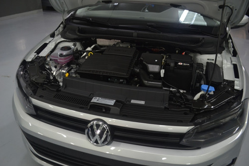 Volkswagen Nuevo Polo Trendline 1.6 Msi 110cv // Pestelli