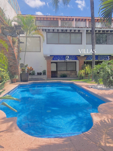Imagen 8 de 29 de Rento En Cuernavaca Vista Hermosa Zona Dorada 2 Encantadoras Y Amplias Villas Estilo Mexicano Moderno Recien Remodeladas En Pequeño Y Exclusivo Conjunto Con Jacuzzi Privado Y Alberca Con Calf. Solar