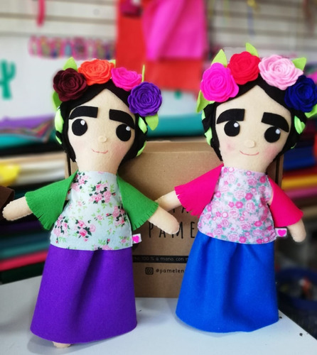 Divinas Muñecas De Frida Kahlo En Paño Lency De 38 Cm 