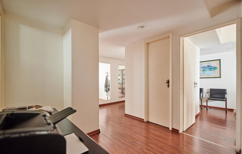 Venta Piso Alto Al Frente Sobre Av. Callao 300