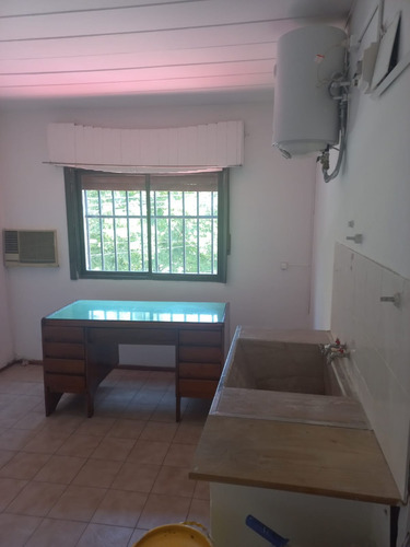 Alquiler! Excelente Monoambiente Ideal Oficina O Vivienda.- En El Centro De Haedo.