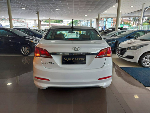 Imagem 7 de 14 de Hyundai Hb20s 1.0 Comfort Plus 12v Flex 4p Manual