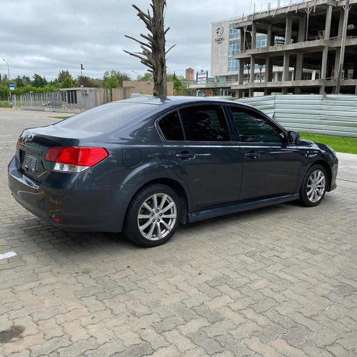 Subaru Legacy 2.5 Awd Cvt Limited 2011