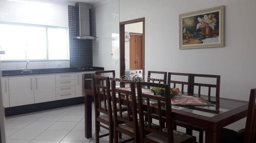 Casa Espaçosa Praticamente Térrea! - Ca17559