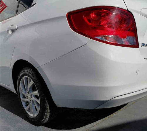 Imagen 5 de 10 de Chevrolet Aveo 2018 4p Ltz L4/1.5 Man