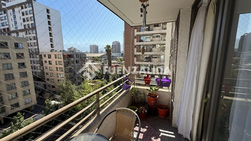 Departamento En Venta De 2 Dorm. En Ñuñoa